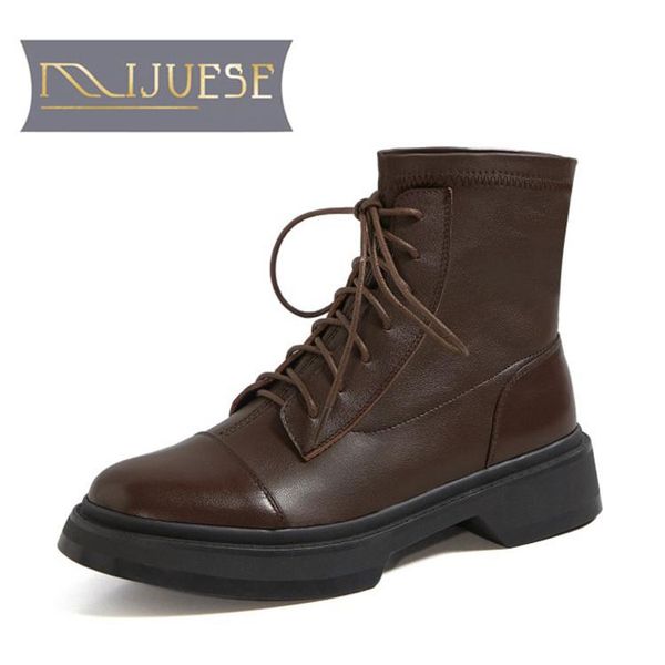 mljuese 2021 women ankle boots cow leather winter short plush round toe lace-up med heels female boots size 39, Black
mljuese 2021 women ankle boots cow leather winter short plush round toe lace-up med heels female boots size 39, Black