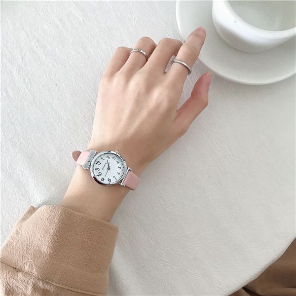 2020 new vintage watch vintage women's classic retro hong kong style british style ancient chinese style, Slivery;brown
2020 new vintage watch vintage women's classic retro hong kong style british style ancient chinese style, Slivery;brown