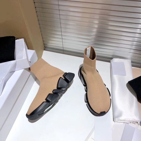 2021 speed trainer stretch knitted men's and women's socks, sneakers, casual shoes, comfortable and fashionable, with frame size 3, Black
2021 speed trainer stretch knitted men's and women's socks, sneakers, casual shoes, comfortable and fashionable, with frame size 3, Black