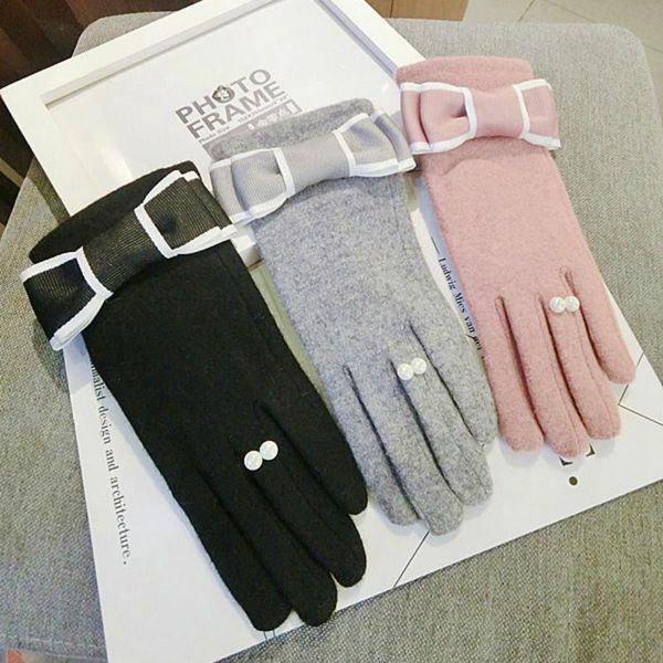 five fingers gloves korean version touch screen cashmere bow thickening women winter spring cute warm mittens, Blue;gray
five fingers gloves korean version touch screen cashmere bow thickening women winter spring cute warm mittens, Blue;gray
