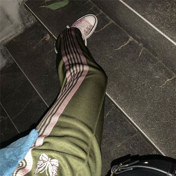 2021 new awge gray sweatpants men woman joggers butterfly embroidery rocky pants needles trousers clothing wbto, Black
2021 new awge gray sweatpants men woman joggers butterfly embroidery rocky pants needles trousers clothing wbto, Black