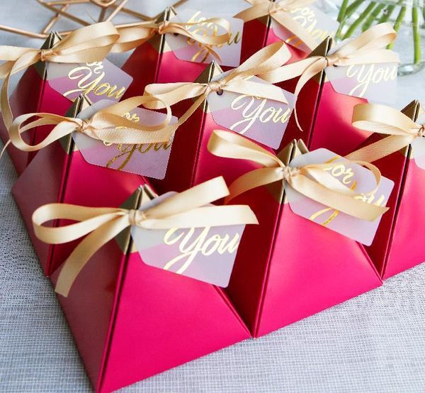 gift wrap creative wedding favors souvenirs box chocolate rose red triangular pyramid birthday party sweet candy gift1
gift wrap creative wedding favors souvenirs box chocolate rose red triangular pyramid birthday party sweet candy gift1
