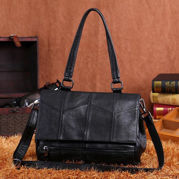 genuine leather bag women's shoulder messenger bag handbags big female designer real cow leather crossbody for women 2020
genuine leather bag women's shoulder messenger bag handbags big female designer real cow leather crossbody for women 2020