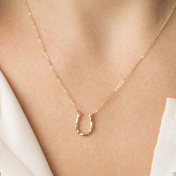 chokers stainless steel gold chain necklace fashion punk ladies u-shaped charm jewelry necklaces moda 2021, Golden;silver
chokers stainless steel gold chain necklace fashion punk ladies u-shaped charm jewelry necklaces moda 2021, Golden;silver