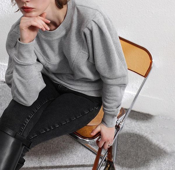 woman grey blue cotton sweatshirt round neck puff shoulders fleece lining pullovers 2020fw1, Black
woman grey blue cotton sweatshirt round neck puff shoulders fleece lining pullovers 2020fw1, Black