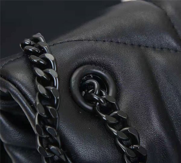 new 100% lambskin leather crossbody bags silver brushed metal hardware puffer baguette alloy chains shoulder bags soft bubble plaid handbags
new 100% lambskin leather crossbody bags silver brushed metal hardware puffer baguette alloy chains shoulder bags soft bubble plaid handbags