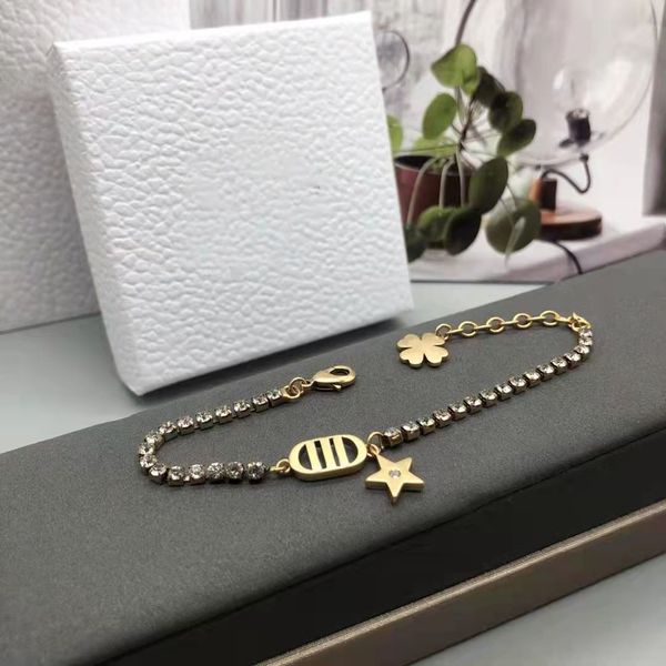 luxury designers bracelet women's bracelets fashion simple gift party shopping suitable for very beautiful nice, Golden;silver
luxury designers bracelet women's bracelets fashion simple gift party shopping suitable for very beautiful nice, Golden;silver