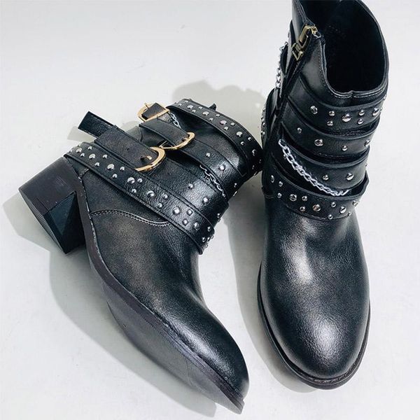 2020 rivet ankle boots women shoes female fashion chains buckle platform mid heel boots black leather winter zipper footwear 431
2020 rivet ankle boots women shoes female fashion chains buckle platform mid heel boots black leather winter zipper footwear 431
