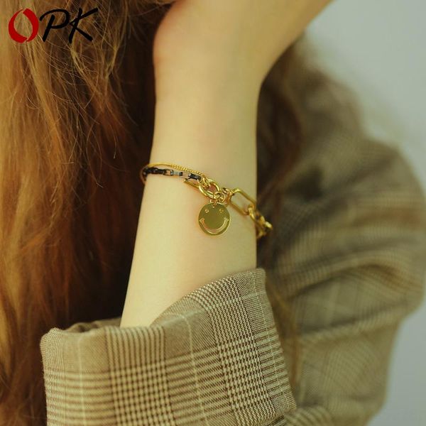 minority design chain stitching star titanium steel ins fashion personality students double smile ot national bracelet bracelet clasp dlxd1, Golden;silver
minority design chain stitching star titanium steel ins fashion personality students double smile ot national bracelet bracelet clasp dlxd1, Golden;silver