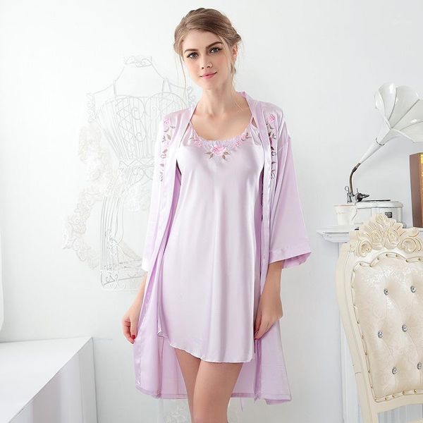 women's sleepwear 2pc robe sets women's embroider robes suits summer bathrobes brand nightgown homewear spaghetti strap+robe1, Black;red
women's sleepwear 2pc robe sets women's embroider robes suits summer bathrobes brand nightgown homewear spaghetti strap+robe1, Black;red