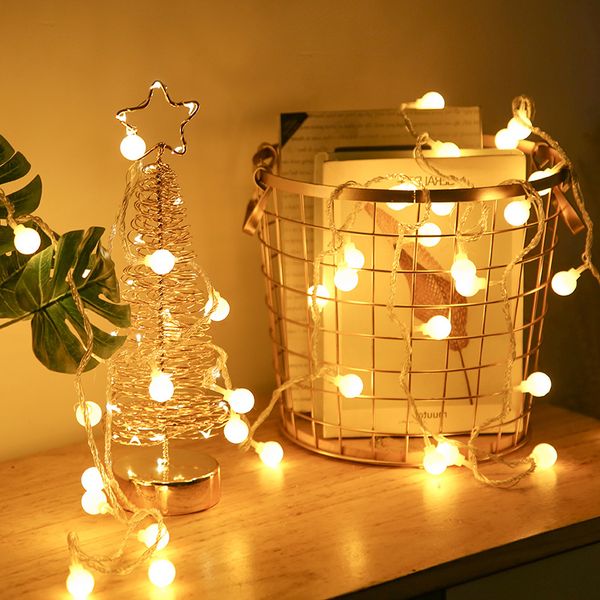 bedrooms, red decorated net rooms, with star dormitories, small led lights, flashing lights and stars
bedrooms, red decorated net rooms, with star dormitories, small led lights, flashing lights and stars