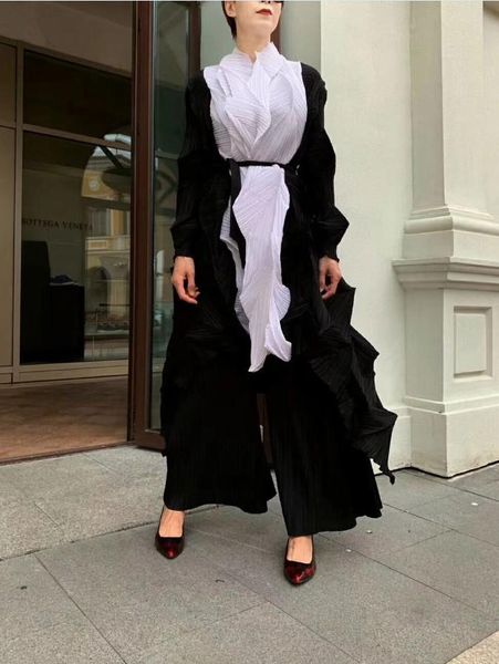 women's trench coats selling patchwork alternative personality unique diamond thin fold irregular long dust coat in stock, Tan;black
women's trench coats selling patchwork alternative personality unique diamond thin fold irregular long dust coat in stock, Tan;black