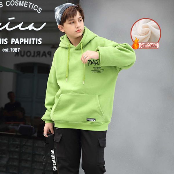 boys' double clothing layer plush sweater children's warm hooded 2020 new winter t-shirt, Black 
boys' double clothing layer plush sweater children's warm hooded 2020 new winter t-shirt, Black