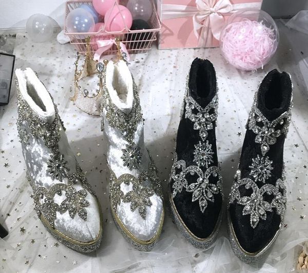 blingbling зимой роскошь стразы заостренным носком снега сапоги бархата цветок алмазов женщин снег ботинок кристаллические ботинки женщина, Black
blingbling зимой роскошь стразы заостренным носком снега сапоги бархата цветок алмазов женщин снег ботинок кристаллические ботинки женщина, Black