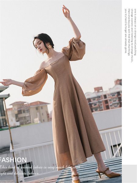 colorfaith new 2020 spring summer women dress lantern sleeve square collar off shoulder vintage empire lady long dress lj201203, White;black
colorfaith new 2020 spring summer women dress lantern sleeve square collar off shoulder vintage empire lady long dress lj201203, White;black