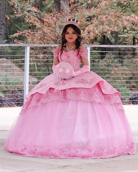2022 cute pink long illusion sleeves quinceanera prom dresses ball gown lace floral flowers layered tulle lace mexican charro xv formal even, Blue;red
2022 cute pink long illusion sleeves quinceanera prom dresses ball gown lace floral flowers layered tulle lace mexican charro xv formal even, Blue;red