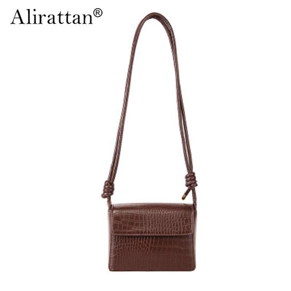 cross body 2021 brand autumn and winter woman fashion all-match one shoulder messenger bag retro stone pattern small square
cross body 2021 brand autumn and winter woman fashion all-match one shoulder messenger bag retro stone pattern small square
