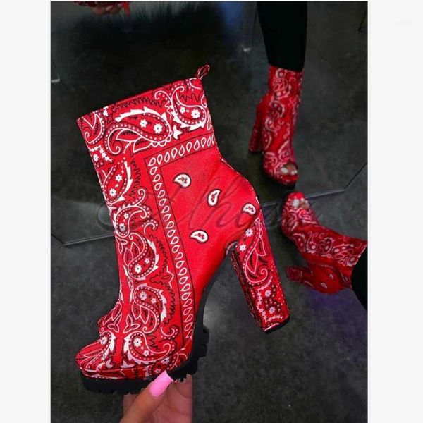 totem printing lady casual boots plus size women ankle boots 2020 autumn winter new fashion zipper mouth square heel1, Black
totem printing lady casual boots plus size women ankle boots 2020 autumn winter new fashion zipper mouth square heel1, Black