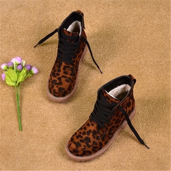 women suede lace-up ankle martin boots winter super warm thick plush fur snow boots female fashion round toe motorcycle booties, Black
women suede lace-up ankle martin boots winter super warm thick plush fur snow boots female fashion round toe motorcycle booties, Black