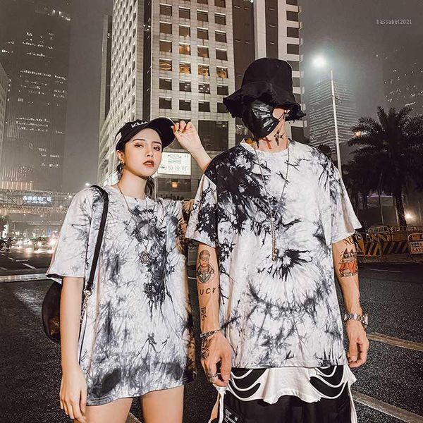 men's t-shirts mens summer clothes splash graffiti t shirts designer streetwear style punk tees for men hip hop tshirts graphic women1, White;black
men's t-shirts mens summer clothes splash graffiti t shirts designer streetwear style punk tees for men hip hop tshirts graphic women1, White;black