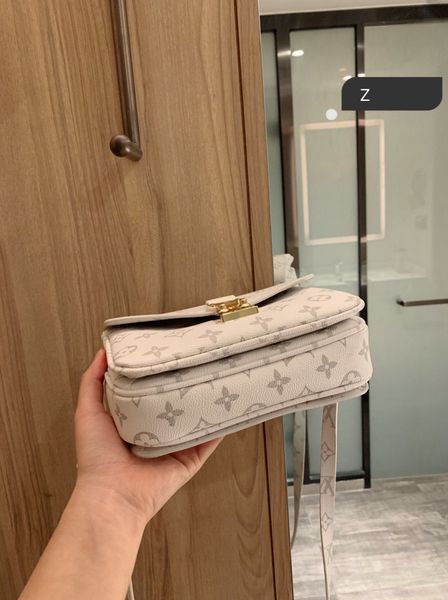 woman fashion luxury handbag purses classic leather handbags shoulder chain cross body bag tote -l2401, Black
woman fashion luxury handbag purses classic leather handbags shoulder chain cross body bag tote -l2401, Black
