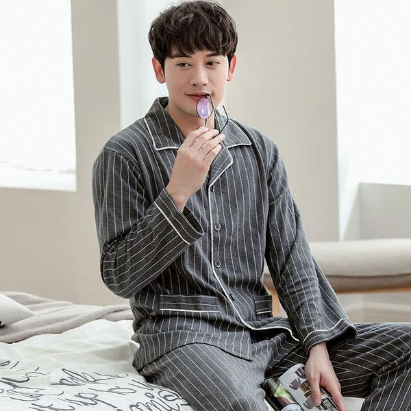 men's sleepwear fall/winter double-sided pajamas korean striped cardigan lapel can be worn outside home clothes pijama de hombre invier, Black;brown
men's sleepwear fall/winter double-sided pajamas korean striped cardigan lapel can be worn outside home clothes pijama de hombre invier, Black;brown