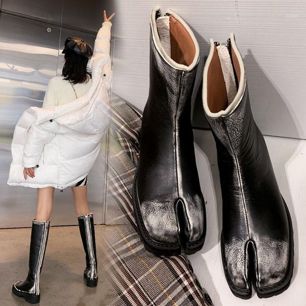 autumn fashion split toe boots women chunky high heels women patent leather botas mujer 2020 new brand design winter shoes1, Black
autumn fashion split toe boots women chunky high heels women patent leather botas mujer 2020 new brand design winter shoes1, Black