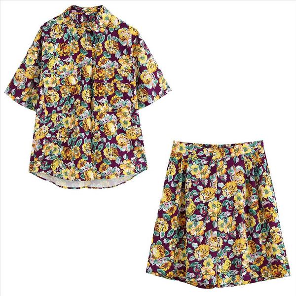2021 new summer women 2 pieces set colourful floral print short sleeve turn down collar shirt shorts female fashion clothes, Gray
2021 new summer women 2 pieces set colourful floral print short sleeve turn down collar shirt shorts female fashion clothes, Gray