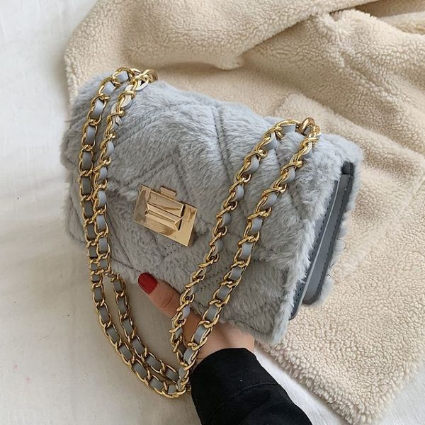 fashion chains plush wome shoulder bags designer handbags luxury faux fur crossbody messenger bag female small flap purses 2020 c1016
fashion chains plush wome shoulder bags designer handbags luxury faux fur crossbody messenger bag female small flap purses 2020 c1016