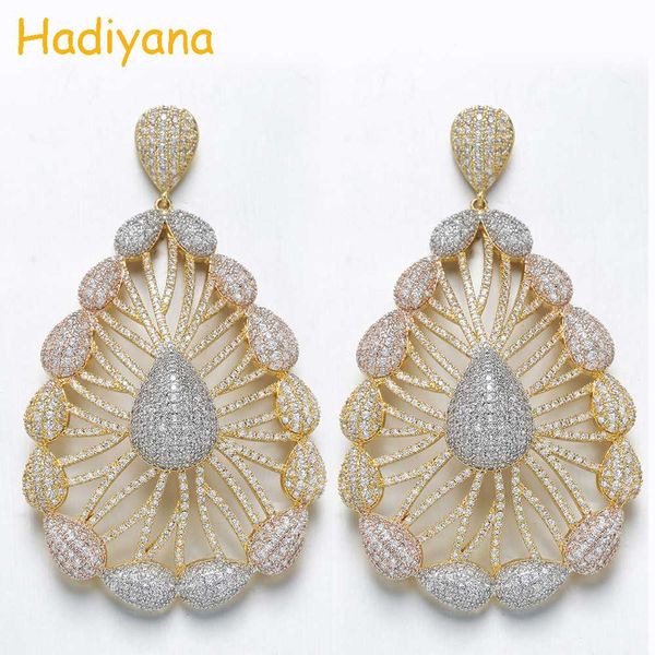 hadiyana bling cubic zirconia copper luxury party earrings women engagement bridal fashion earring jewelry accessories eh924, Silver
hadiyana bling cubic zirconia copper luxury party earrings women engagement bridal fashion earring jewelry accessories eh924, Silver