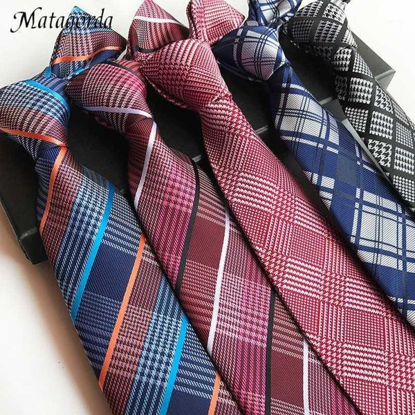 brand men necktie british style plaid necktie fashion luxury silk tie man accessories gifts for men corbatas neckcloth1, Black;gray
brand men necktie british style plaid necktie fashion luxury silk tie man accessories gifts for men corbatas neckcloth1, Black;gray