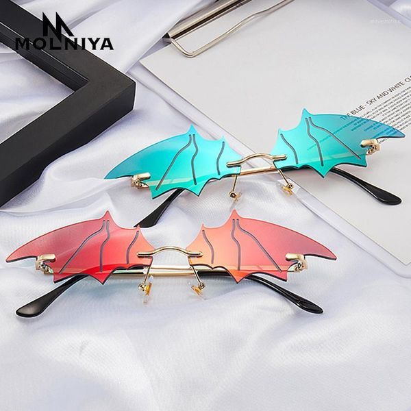 2020 new fashion uv400 rimless women sunglasses bat shape sun glasses true film lens ladies eyewear streetwear accessories1, White;black
2020 new fashion uv400 rimless women sunglasses bat shape sun glasses true film lens ladies eyewear streetwear accessories1, White;black