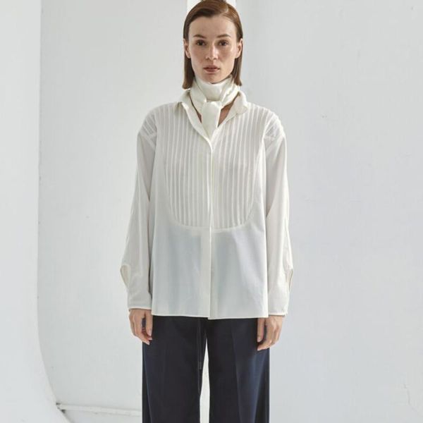 elegant white shirts women pleated long sleeve turn down neck blouses female autumn 2021 loose office lady casual blusas
elegant white shirts women pleated long sleeve turn down neck blouses female autumn 2021 loose office lady casual blusas