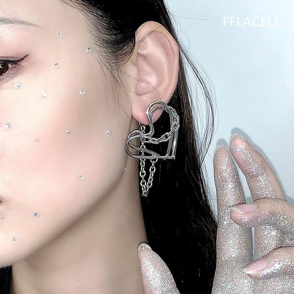 stud 2021 fashion gold silver color double layer metal love heart earrings geometric chain for women girl party jewelry, Golden;silver
stud 2021 fashion gold silver color double layer metal love heart earrings geometric chain for women girl party jewelry, Golden;silver