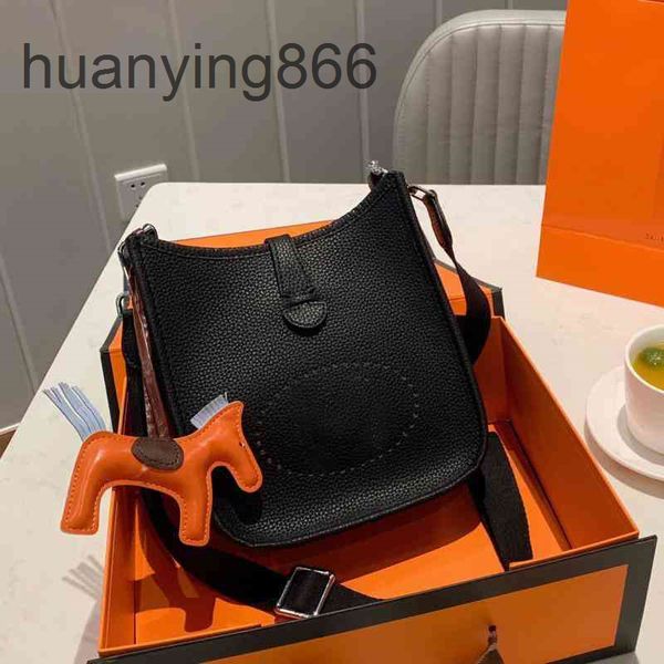 brand h bags fashion women luxury handbags totes cross lady purse h lichi pattern leather letter shoulder width bags body single genuine bel
brand h bags fashion women luxury handbags totes cross lady purse h lichi pattern leather letter shoulder width bags body single genuine bel