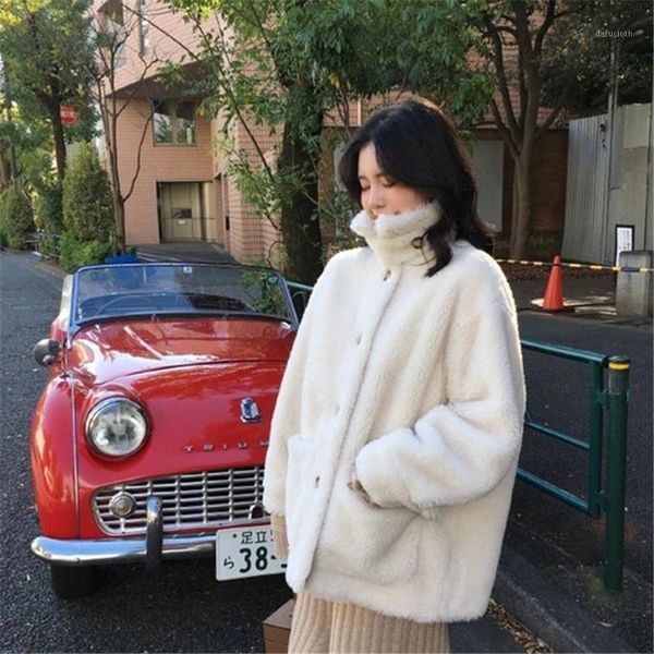 2020 new brief paragraph fur jacket women coat multicolor warm sheep sheared particles casual faux fur teddy coat y141, Black
2020 new brief paragraph fur jacket women coat multicolor warm sheep sheared particles casual faux fur teddy coat y141, Black