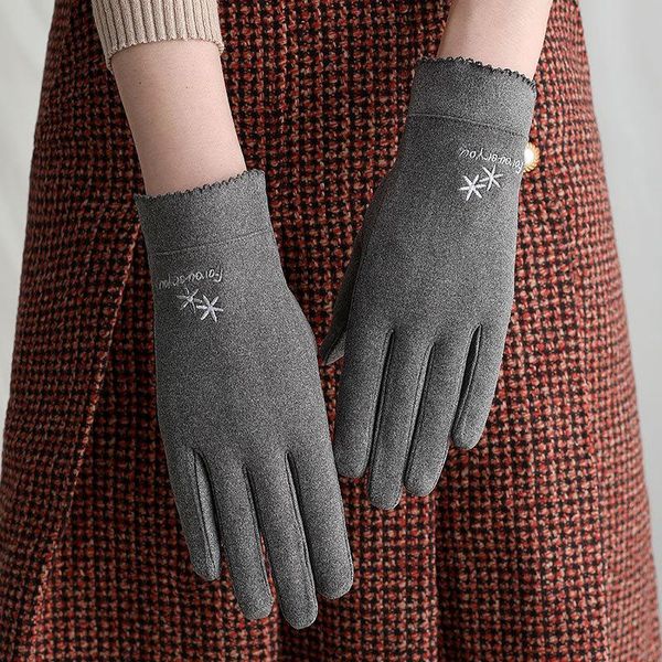 new winter women keep warm touch screen thin section gloves female soft fabric windproof single layer embroidered gloves, Blue;gray
new winter women keep warm touch screen thin section gloves female soft fabric windproof single layer embroidered gloves, Blue;gray