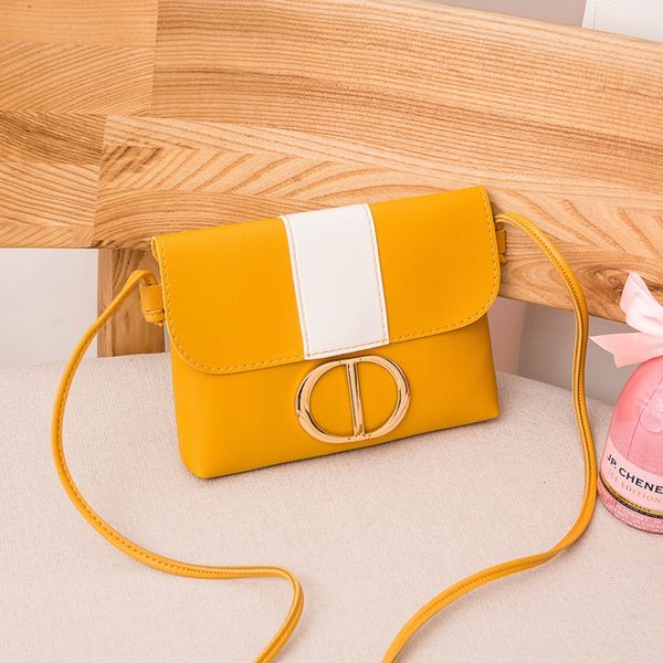 2020 korean new simple hardware women's single shoulder small square square bagshoulder messenger bag leisure small fresh mobile phone
2020 korean new simple hardware women's single shoulder small square square bagshoulder messenger bag leisure small fresh mobile phone