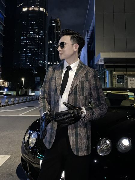 daio ethan korean design autumn winter plaid color matching blazer single row suit coat
daio ethan korean design autumn winter plaid color matching blazer single row suit coat