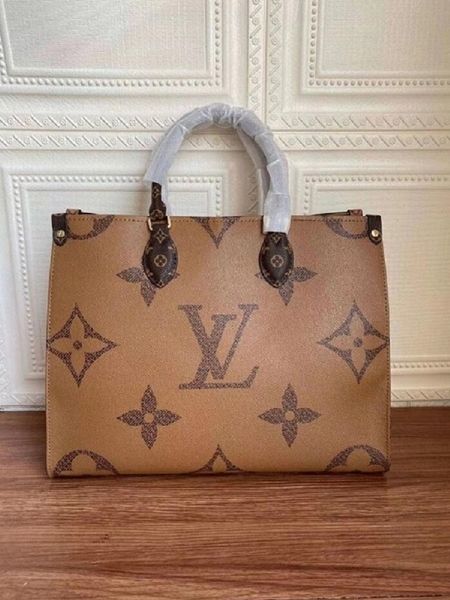 women handbags purse flower tote bag ladies casual tote pvc leather shoulder bags female big purse handbag lv louis vitton
women handbags purse flower tote bag ladies casual tote pvc leather shoulder bags female big purse handbag lv louis vitton