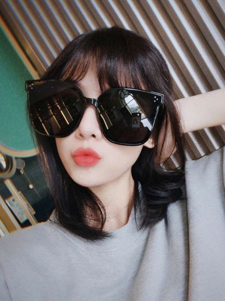 korean super large frame, super large gm sunglasses, square sunglasses, White;black
korean super large frame, super large gm sunglasses, square sunglasses, White;black