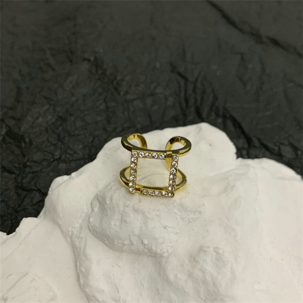 fashion cluster rings luxury designer stainless steel ring jewelry women diamond rings letter golden ring man wedding promise gift anillo ba, Golden;silver
fashion cluster rings luxury designer stainless steel ring jewelry women diamond rings letter golden ring man wedding promise gift anillo ba, Golden;silver