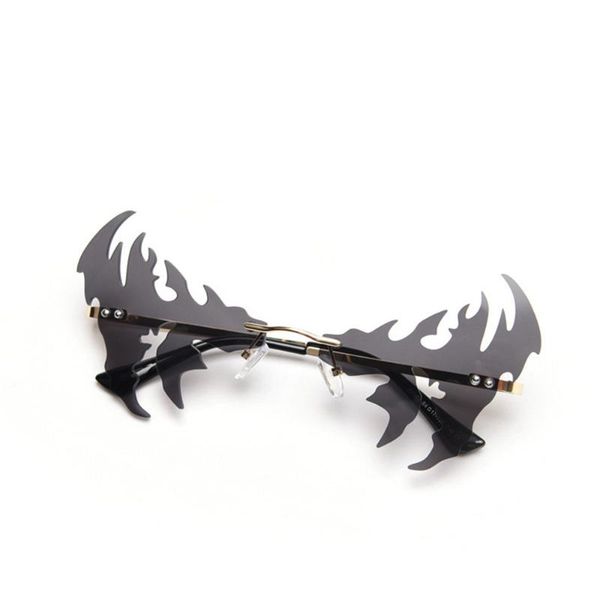 sunglasses 2021 retro trend polygon women unique rimless eyewear female brand designer oversized bat sun glasses fml, White;black
sunglasses 2021 retro trend polygon women unique rimless eyewear female brand designer oversized bat sun glasses fml, White;black