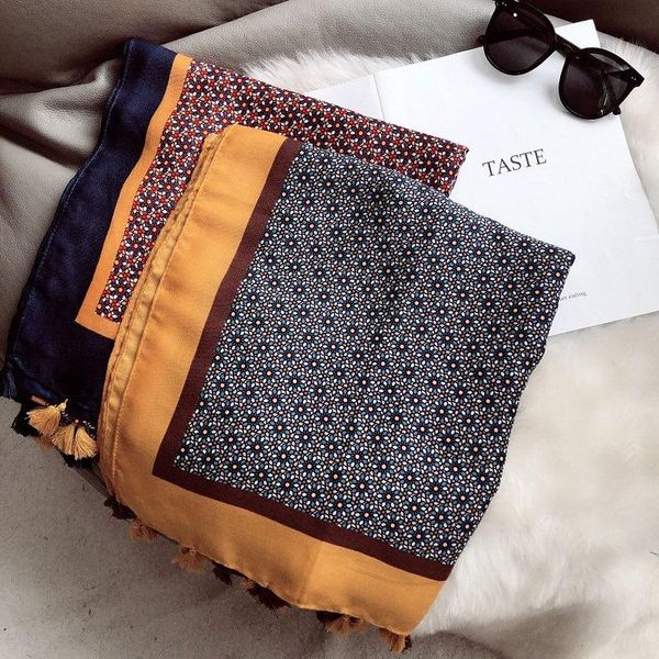 scarves royalmaybe four seasons can be matched with retro pattern cotton wool scarf sunscreen shawl women factory wholesale, Blue;gray
scarves royalmaybe four seasons can be matched with retro pattern cotton wool scarf sunscreen shawl women factory wholesale, Blue;gray