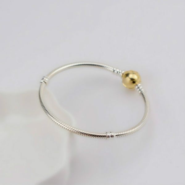 2021 12 new s925 sterling silver classic bracelet\rose gold clear cz charm bead fit diy snow bracelets jewelry factory wholesale, Golden;silver
2021 12 new s925 sterling silver classic bracelet\rose gold clear cz charm bead fit diy snow bracelets jewelry factory wholesale, Golden;silver