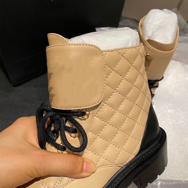 2020 new winter leather women's boots genuine leather women's ankle boots fashion martin boots luxury women's winter shoes, Black
2020 new winter leather women's boots genuine leather women's ankle boots fashion martin boots luxury women's winter shoes, Black