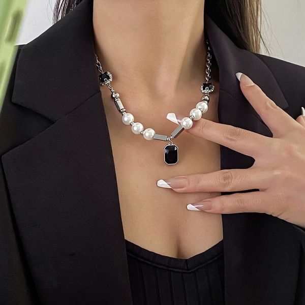 wind street versatile hip hop steel pearl splicing black necklace clavicle chain couple fashion crystal necklace cx220309
wind street versatile hip hop steel pearl splicing black necklace clavicle chain couple fashion crystal necklace cx220309