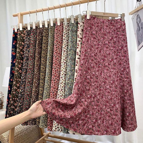 korean skirt high waist retro floral skirt corduroy fishtail women 's autumn and winter bandage dress mid-length, Black
korean skirt high waist retro floral skirt corduroy fishtail women 's autumn and winter bandage dress mid-length, Black