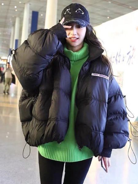 2020 winter new thickened urban leisure down bread women's stand collar black drawstring loose jacket
2020 winter new thickened urban leisure down bread women's stand collar black drawstring loose jacket