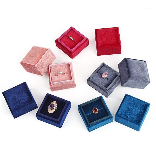 5.6x5.6x5.6cm rectangular corduroy jewelry ring box jewelry boxes ring earrings packaging high-quality material selling cute1
5.6x5.6x5.6cm rectangular corduroy jewelry ring box jewelry boxes ring earrings packaging high-quality material selling cute1